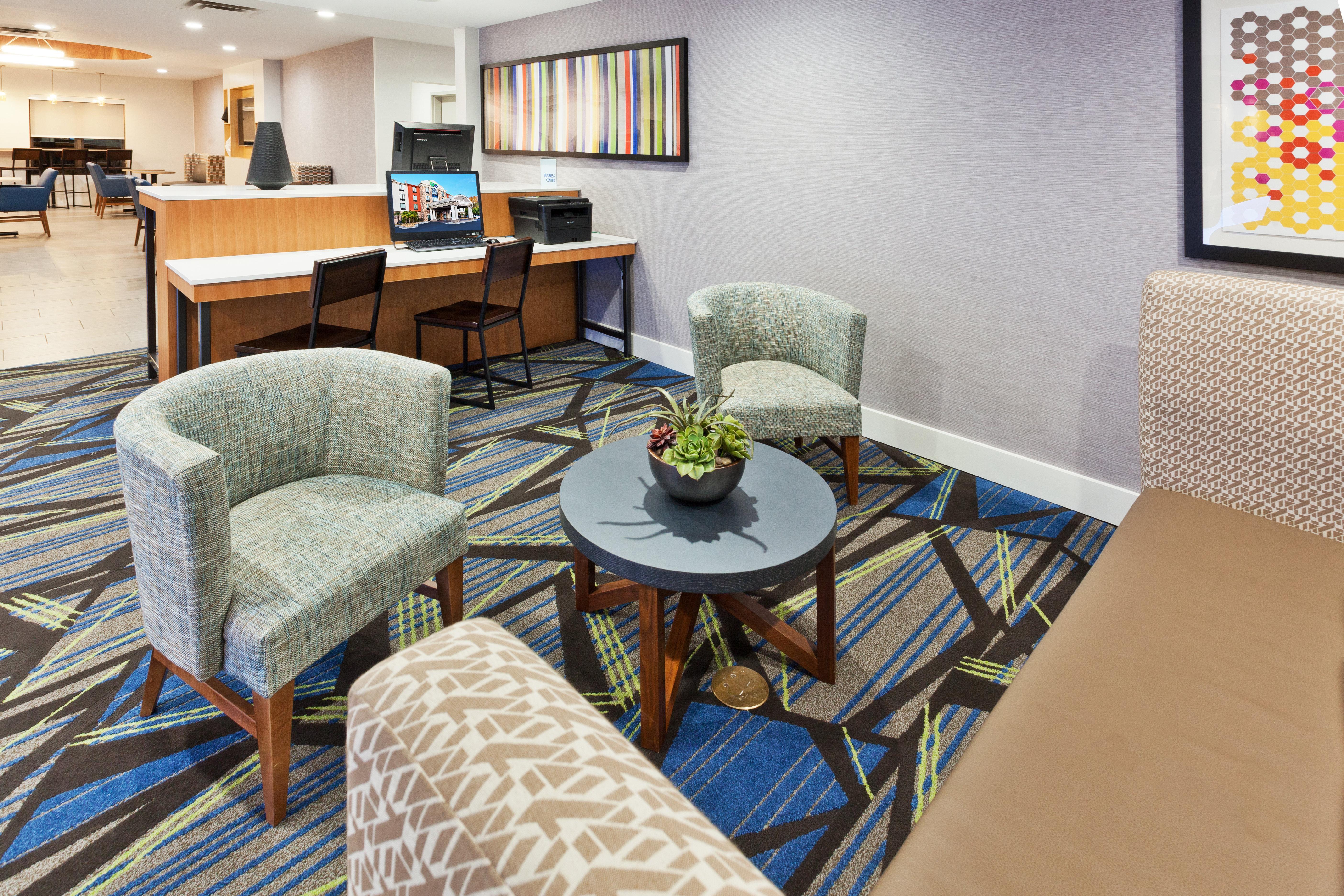 Holiday Inn Express Rome-East By Ihg Buitenkant foto