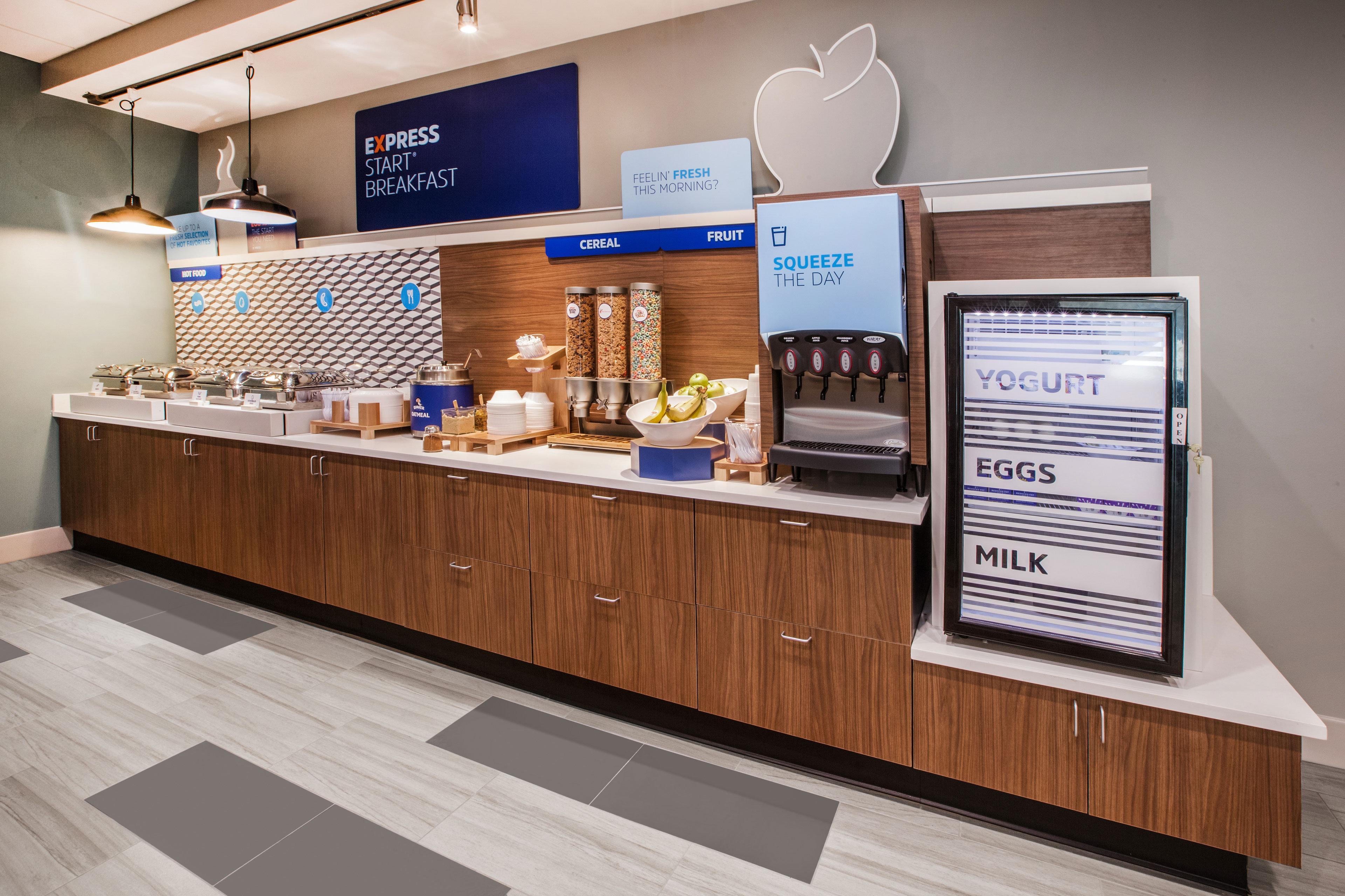 Holiday Inn Express Rome-East By Ihg Buitenkant foto