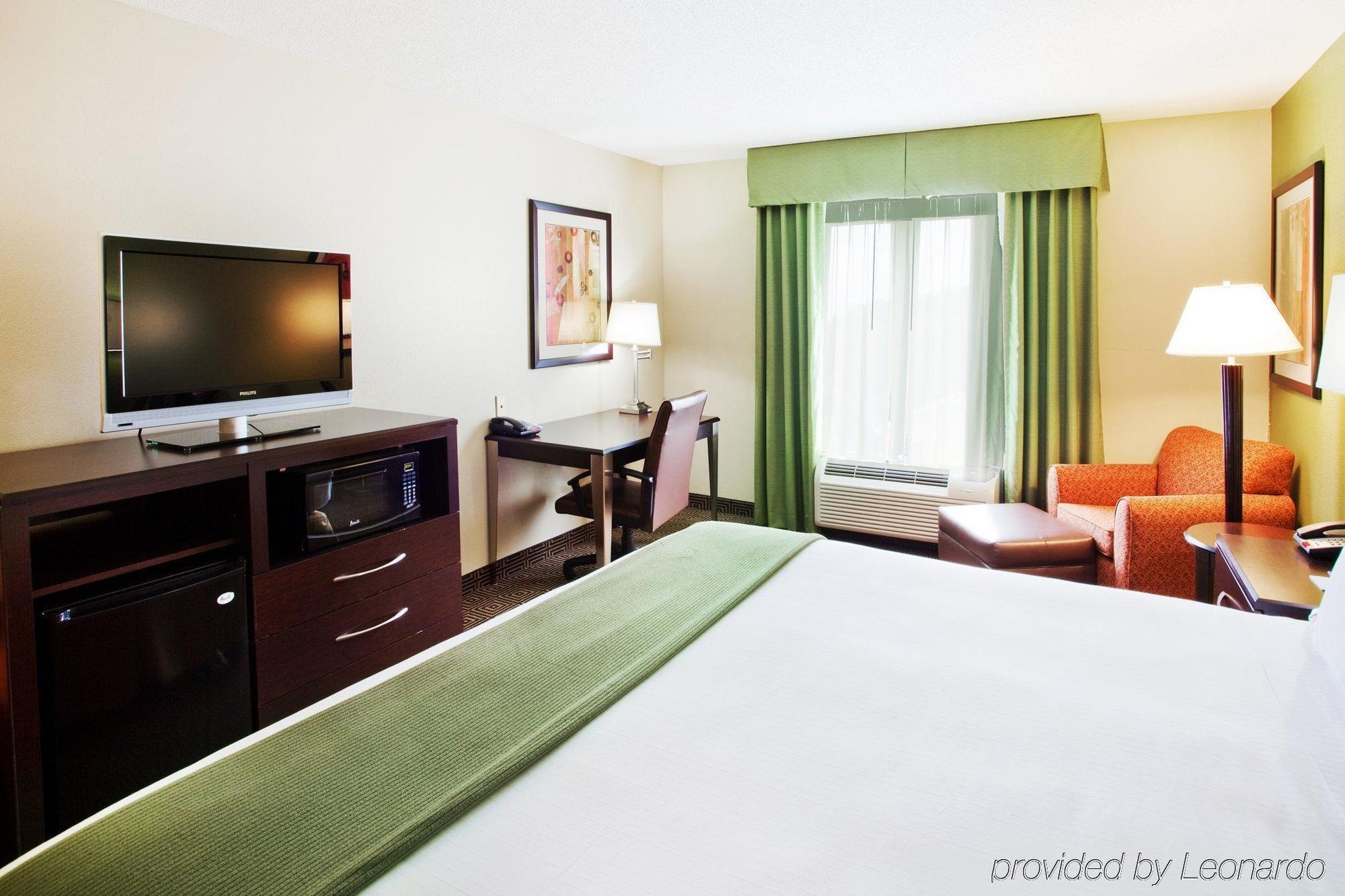 Holiday Inn Express Rome-East By Ihg Buitenkant foto